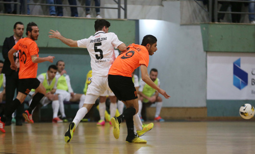 الميادين يُعادل بنك بيروت 1-1 في نهائي الصالات